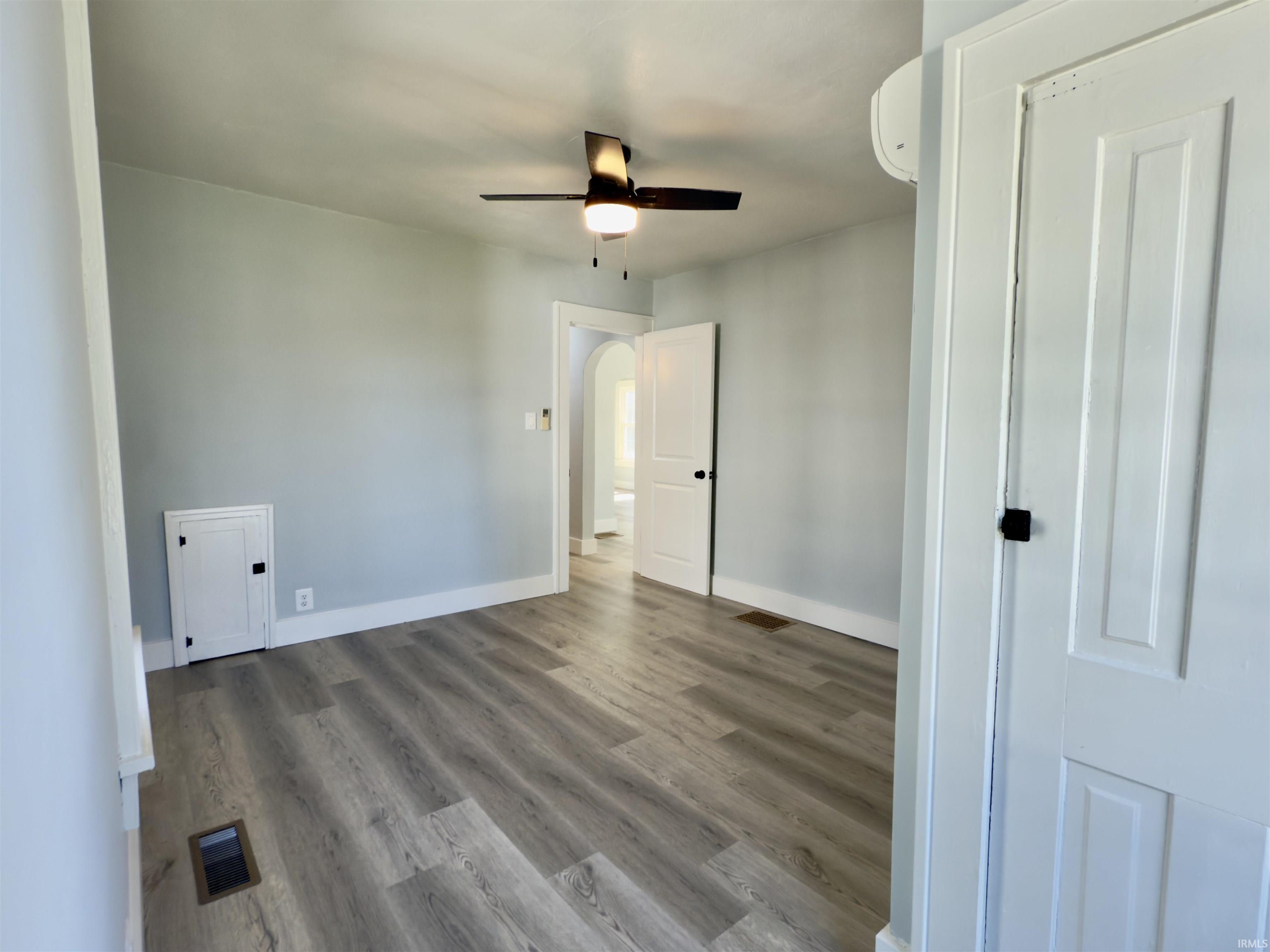 317 Southeast 7th Street Washington, IN 47501 - Photo 11 of 15