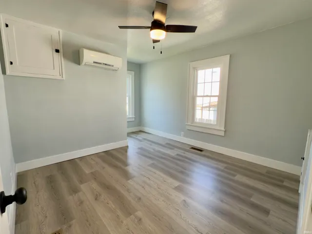 $159,000 | 317 Southeast 7th Street, Washington, IN 47501