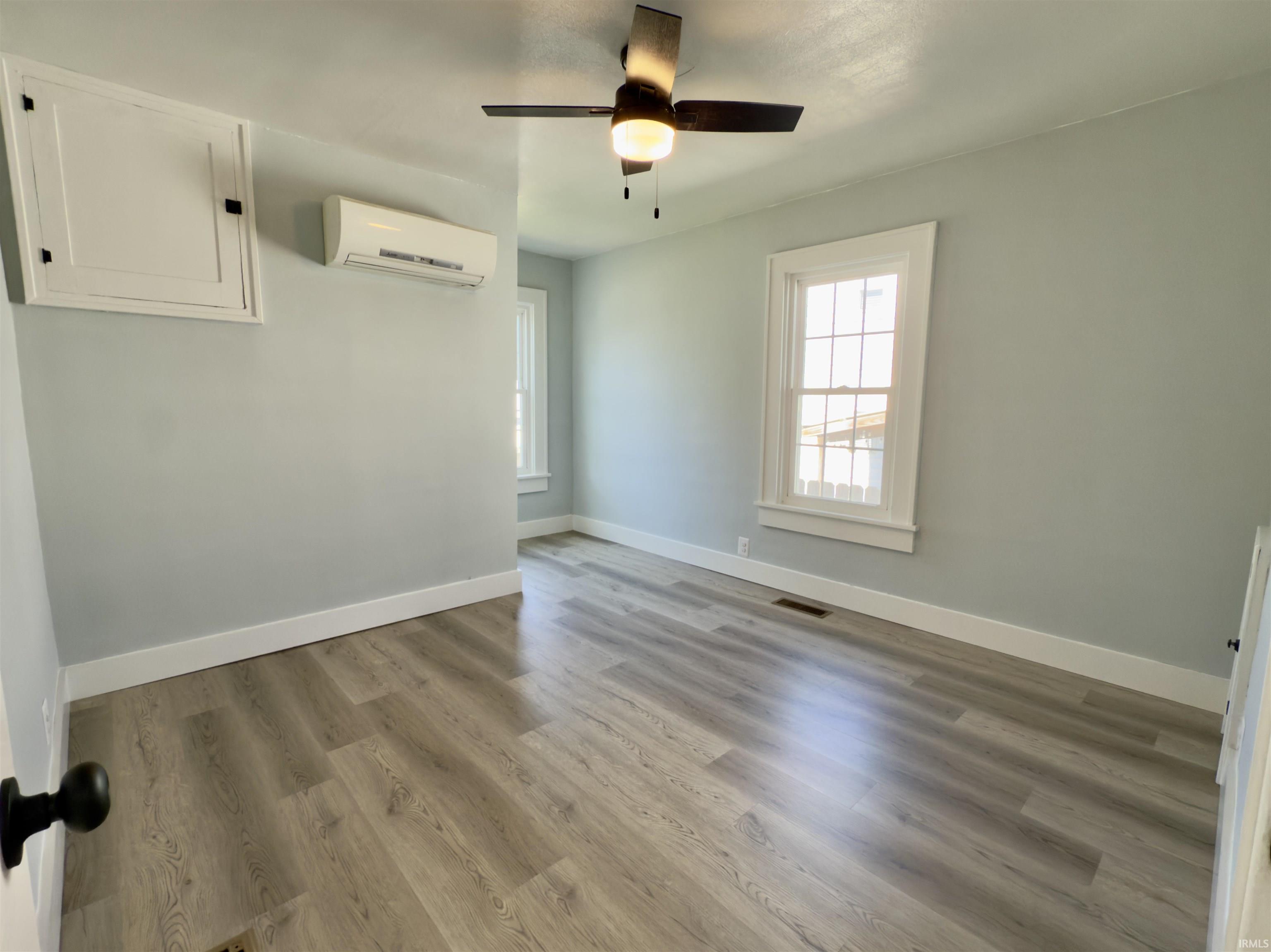 317 Southeast 7th Street Washington, IN 47501 - Photo 10 of 15