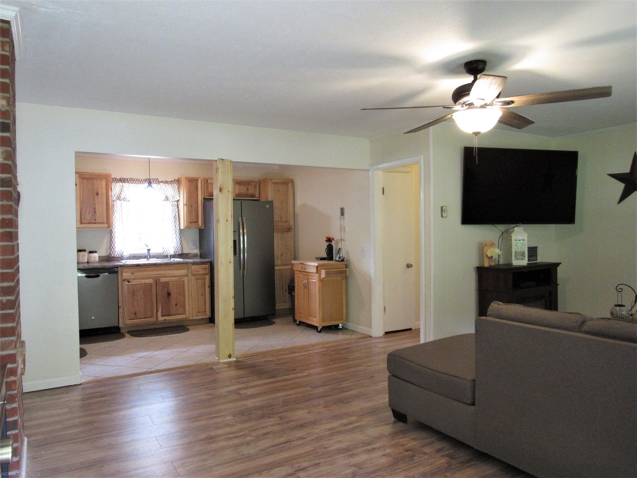 1501 Ridgeview Road Northwest Floyd, VA 24091 - Photo 29 of 46 Gallery Image 29