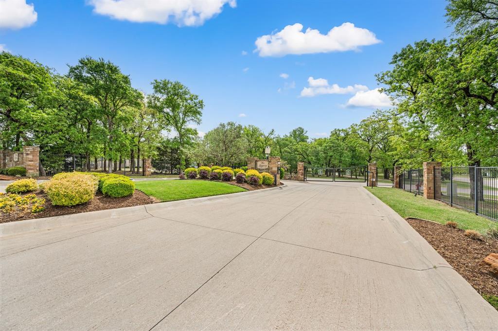 809 Legacy Trail Colleyville, TX 76034 - Photo 31 of 40 a view of a garden with a pathway