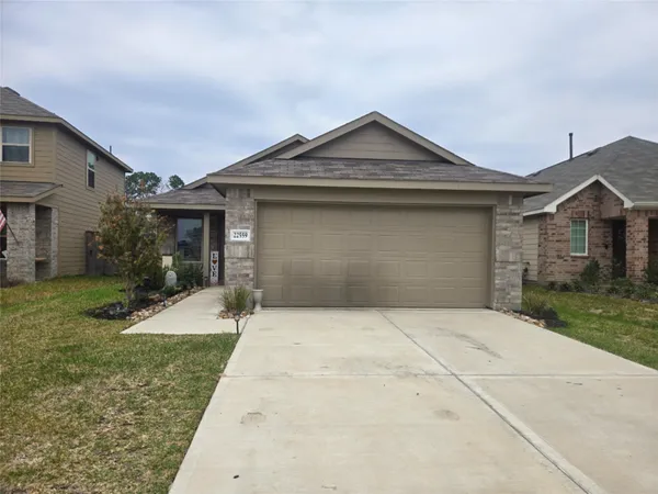 $1,800 | 22559 Serviceberry Br Court, New Caney, TX 77357
