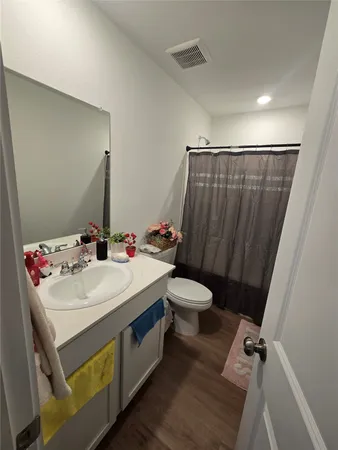 $1,800 | 22559 Serviceberry Br Court, New Caney, TX 77357