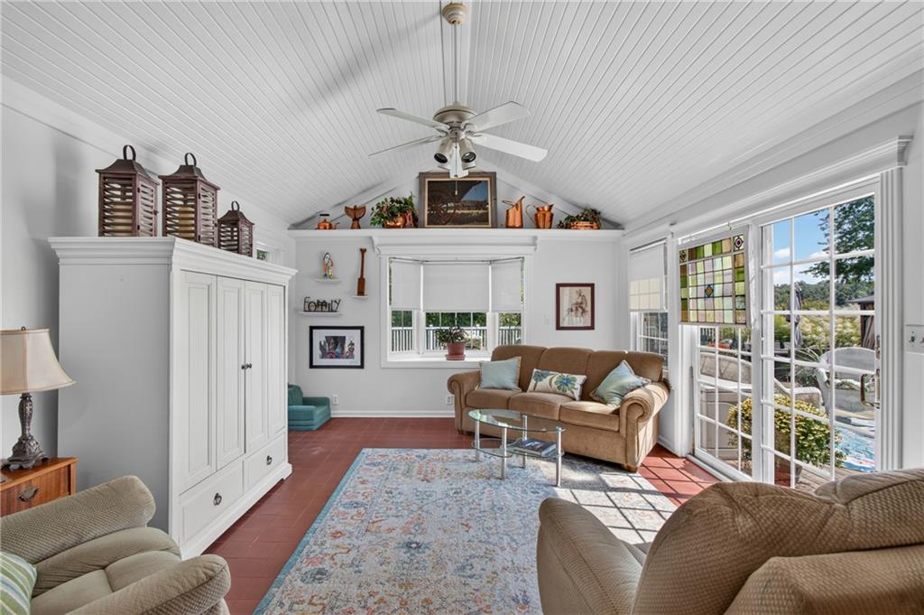 12692 Elm Park Road Lexington, MO 64067 - Photo 19 of 51 Gallery Image 19