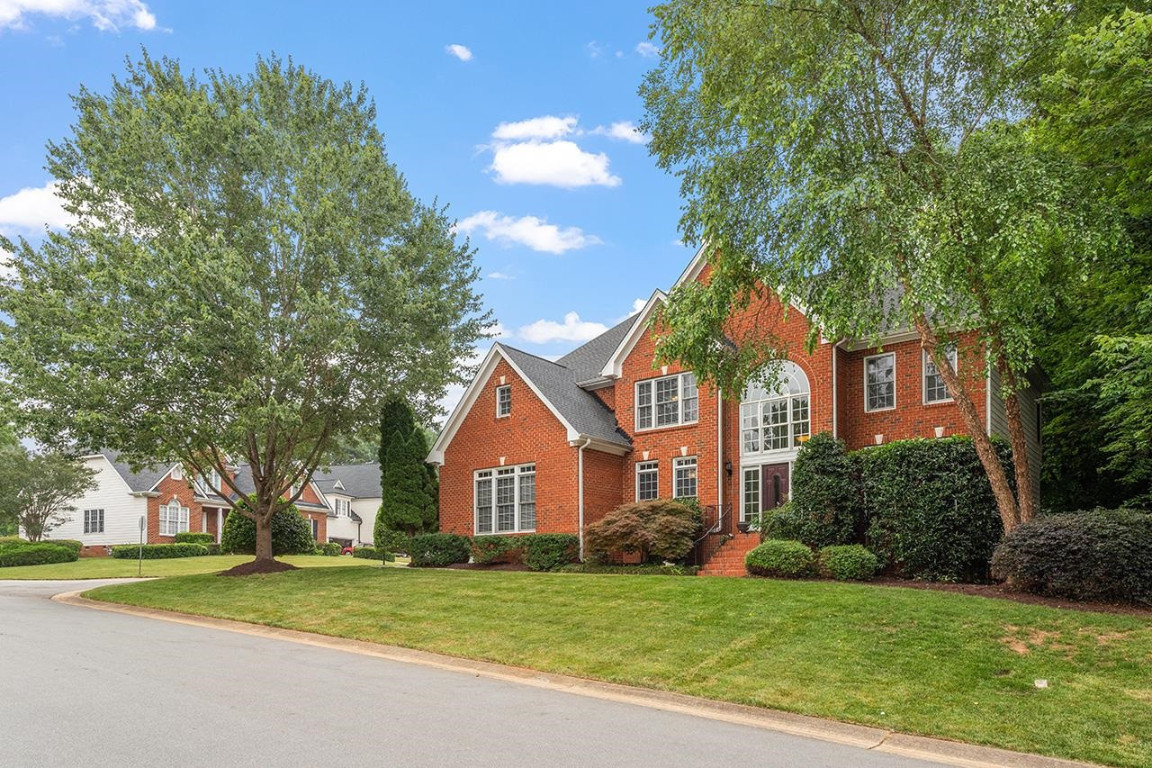 3901 Covina Drive Raleigh, NC 27613 - Photo 2 of 30 Gallery Image 2