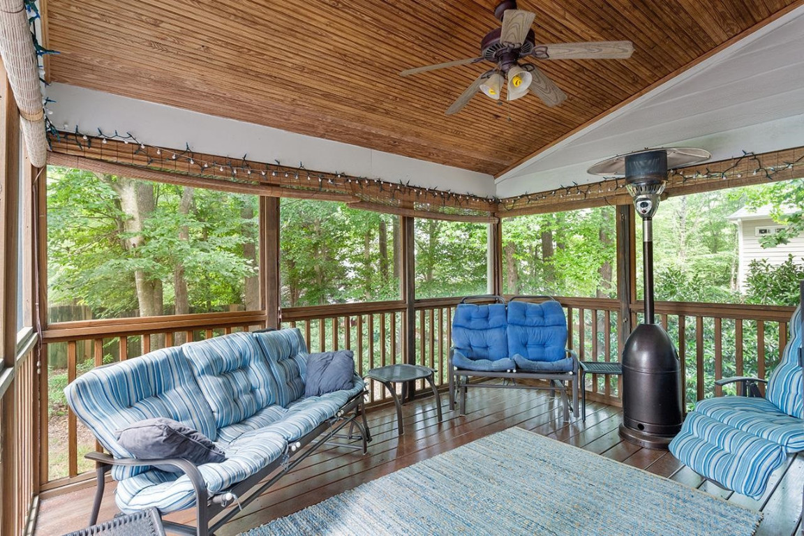 3901 Covina Drive Raleigh, NC 27613 - Photo 4 of 30 Gallery Image 4