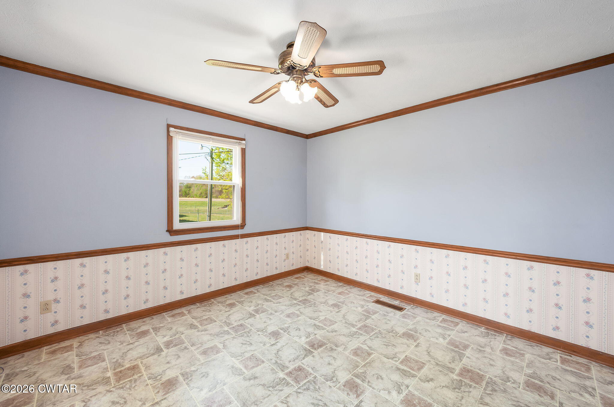 351 Turner Loop Road Humboldt, TN 38343 - Photo 14 of 34 Dining Room
