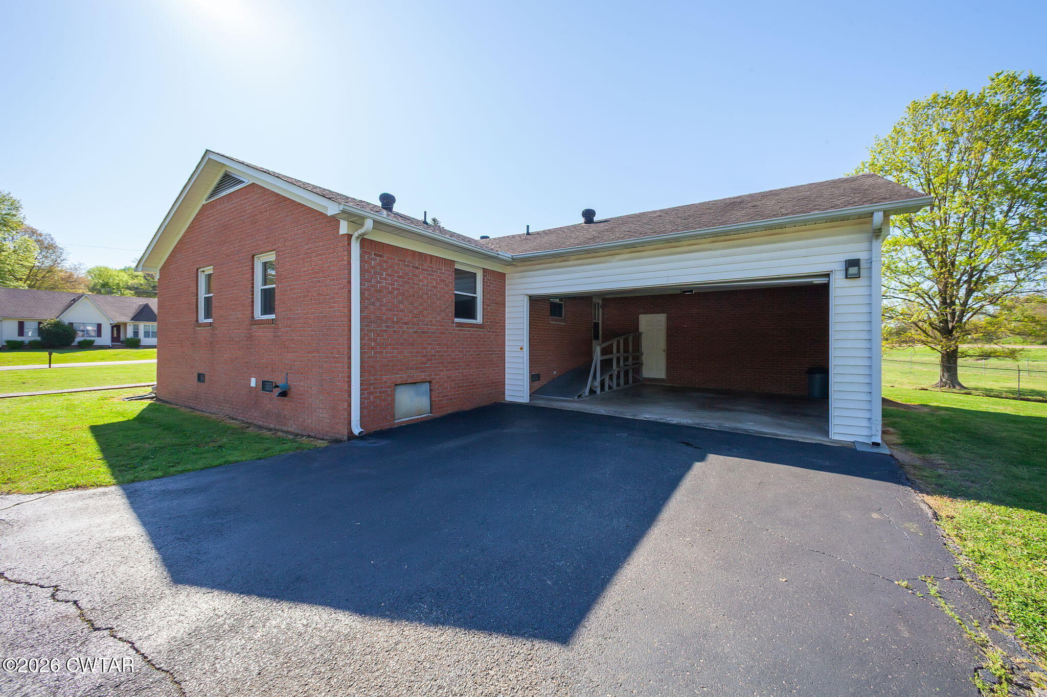 351 Turner Loop Road Humboldt, TN 38343 - Photo 27 of 34 2-Car Attached Garage
