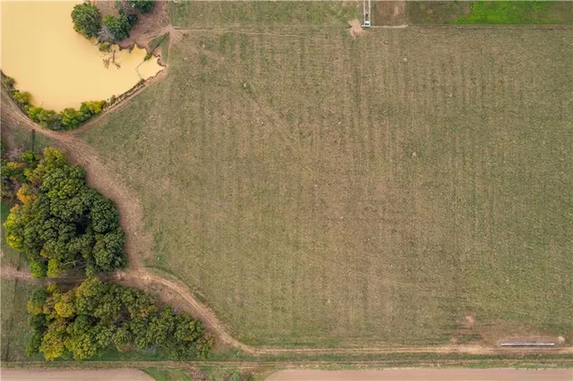 $1 | 48 Northeast 30th Lane, Lamar, MO 64759