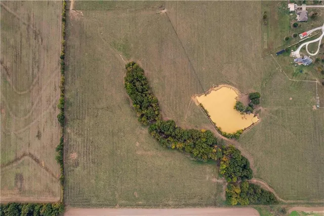 $1 | 48 Northeast 30th Lane, Lamar, MO 64759