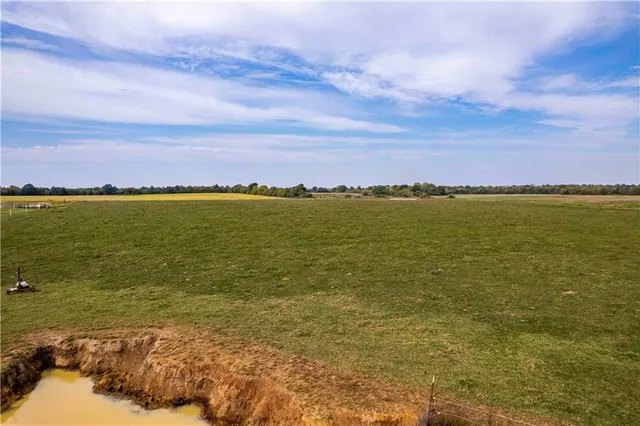 $1 | 48 Northeast 30th Lane, Lamar, MO 64759