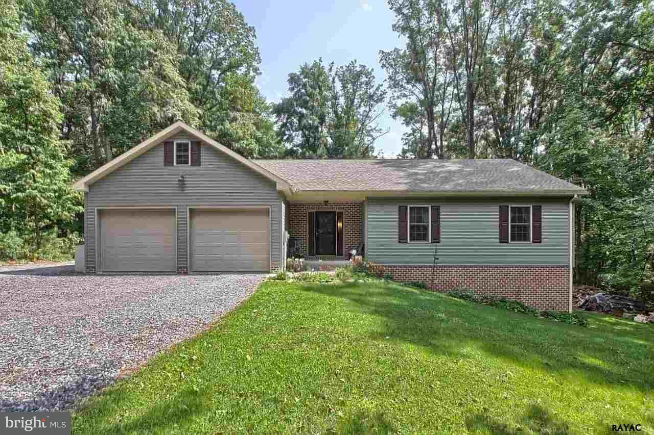 3668 Aldinger Road Seven Valleys, PA 17360 - Photo 1 of 28 Gallery Image 1