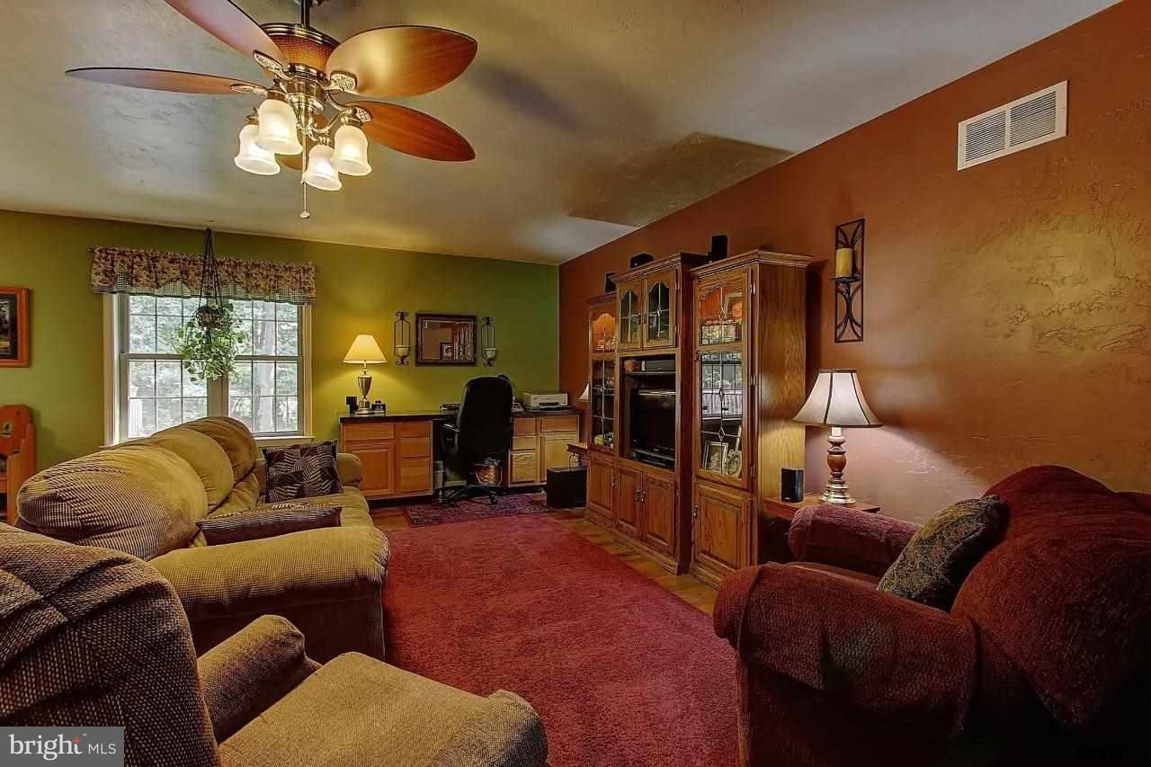 3668 Aldinger Road Seven Valleys, PA 17360 - Photo 3 of 28 Gallery Image 3