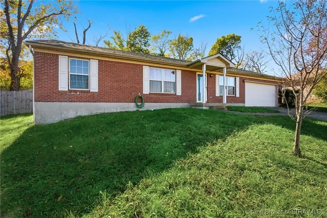 $250,000 | 61 Wolfe Trace Court, New Albany, IN 47150