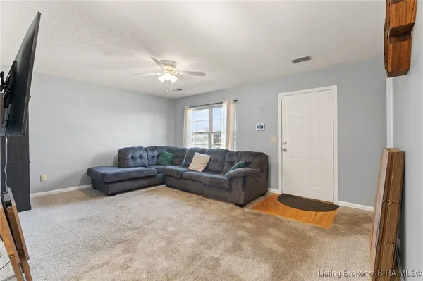 $225,000 | 61 Wolfe Trace Court, New Albany, IN 47150