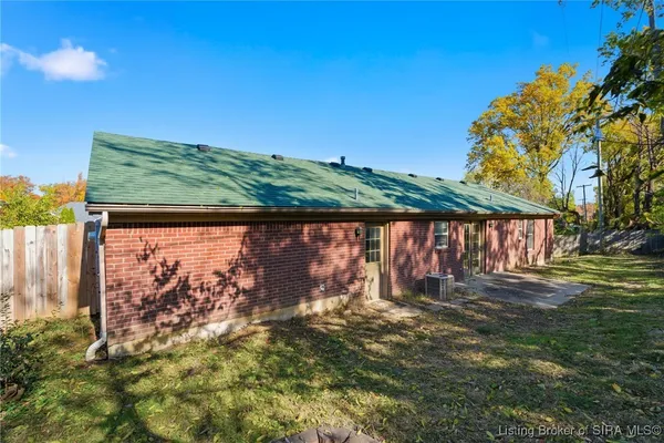$225,000 | 61 Wolfe Trace Court, New Albany, IN 47150