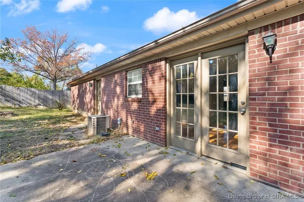$225,000 | 61 Wolfe Trace Court, New Albany, IN 47150