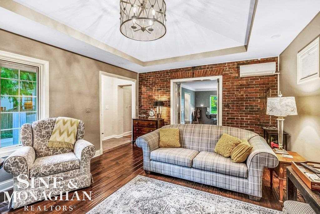 413 Lincoln Road Grosse Pointe, MI 48230 - Photo 14 of 43 50057673-13.JPG