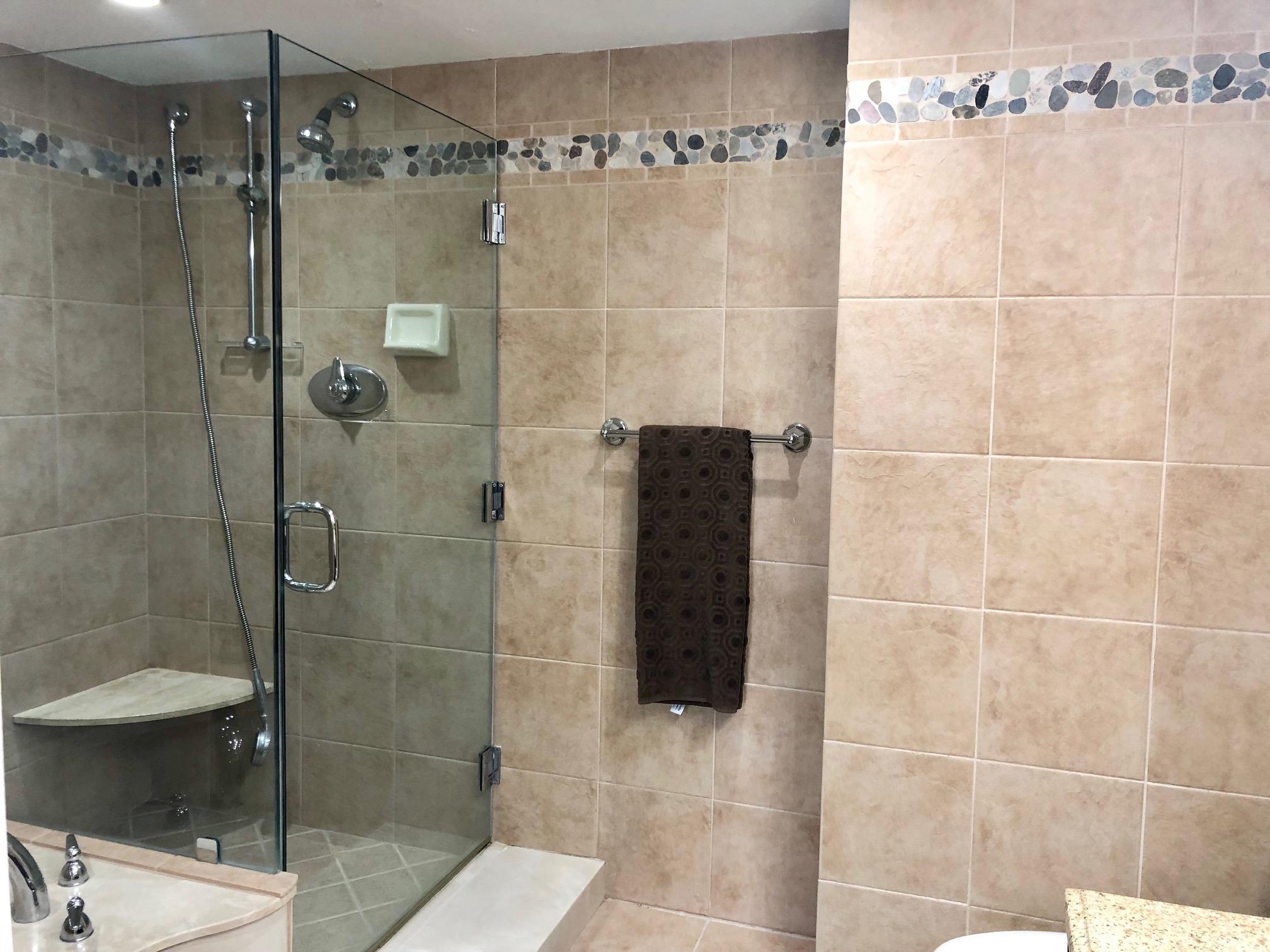 4200 North Ocean Drive, Unit 2701 Riviera Beach, FL 33404 - Photo 16 of 30 IMG_4112