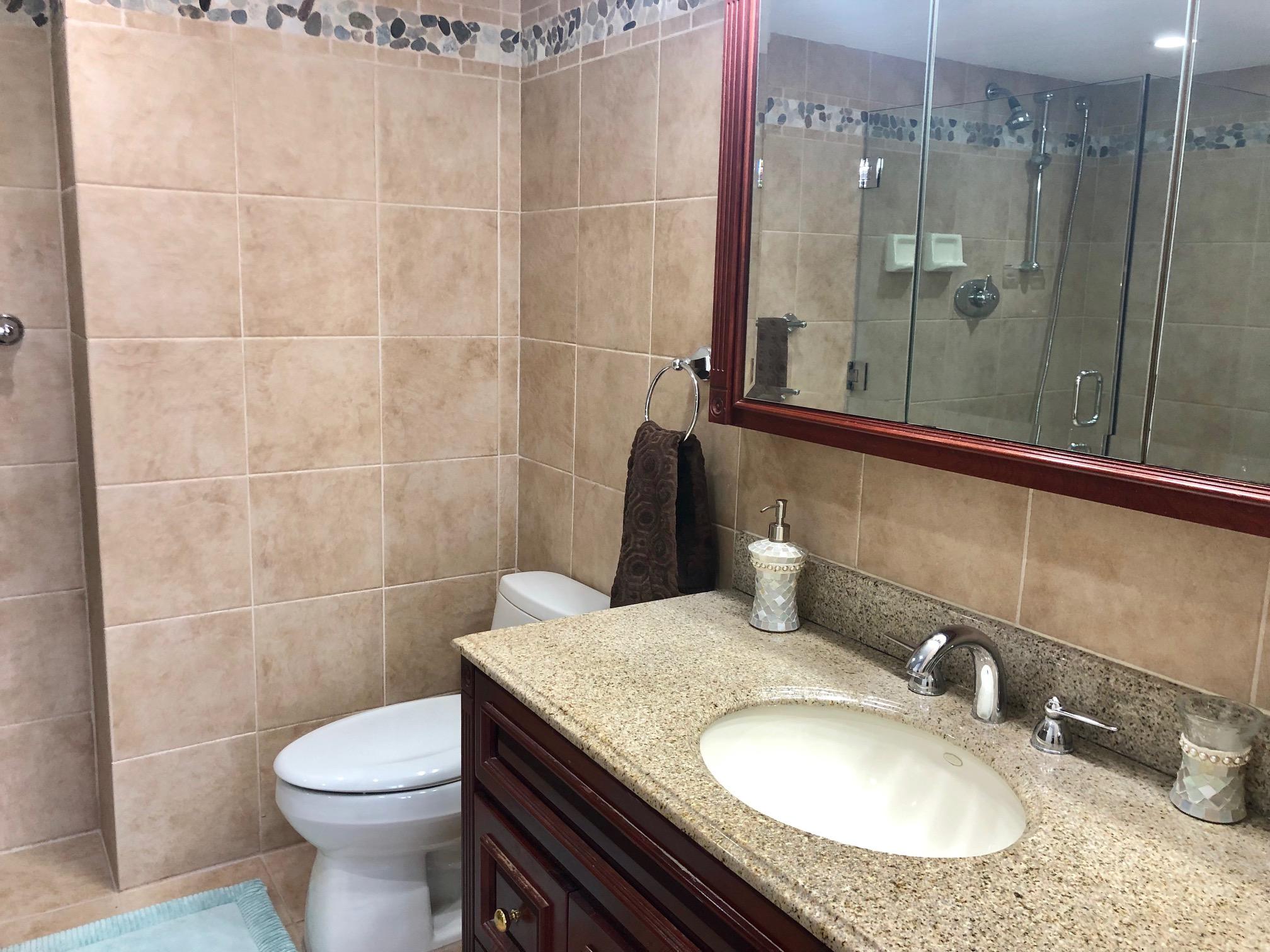 4200 North Ocean Drive, Unit 2701 Riviera Beach, FL 33404 - Photo 17 of 30 IMG_4113