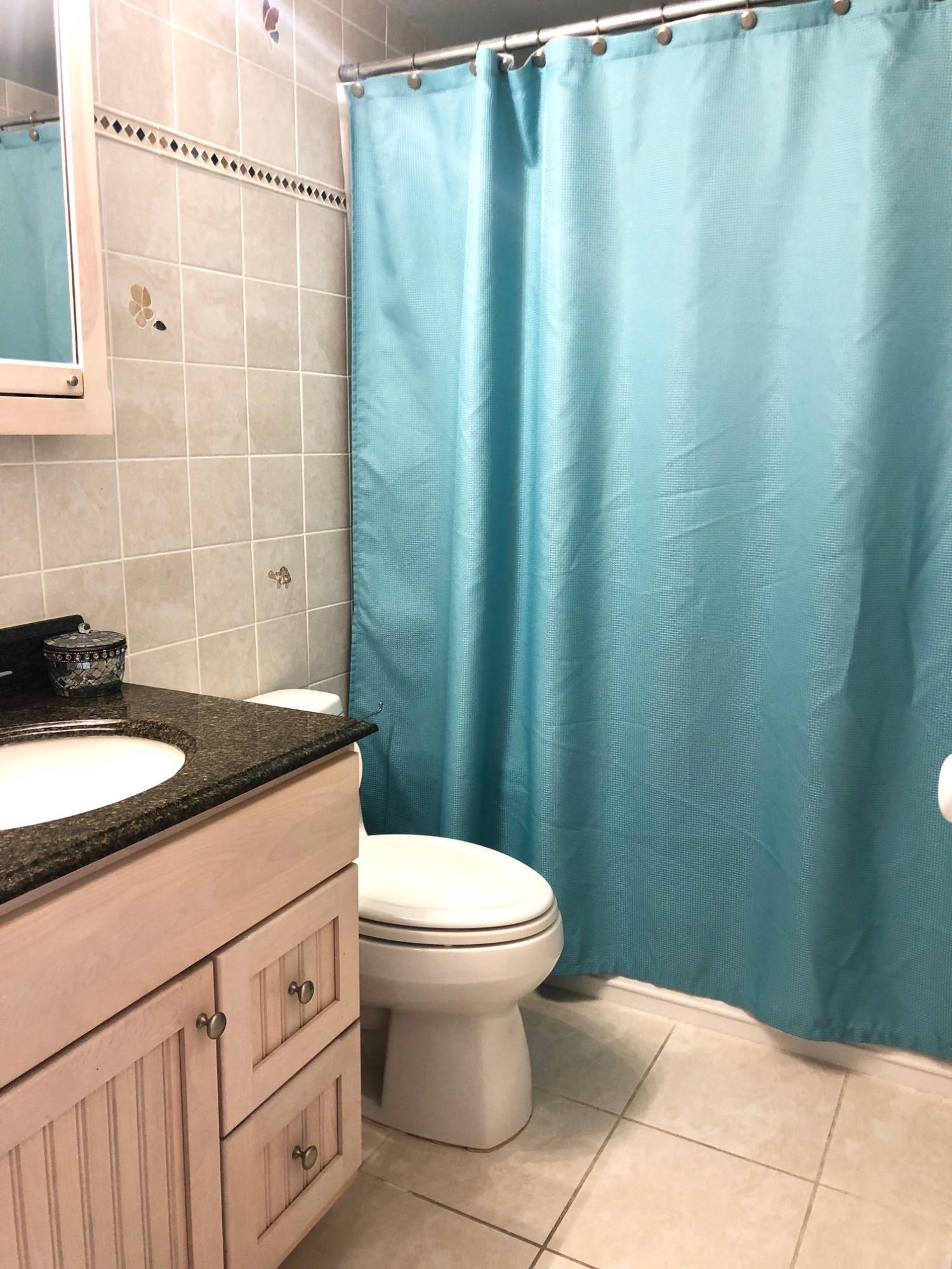 4200 North Ocean Drive, Unit 2701 Riviera Beach, FL 33404 - Photo 21 of 30 IMG_4088