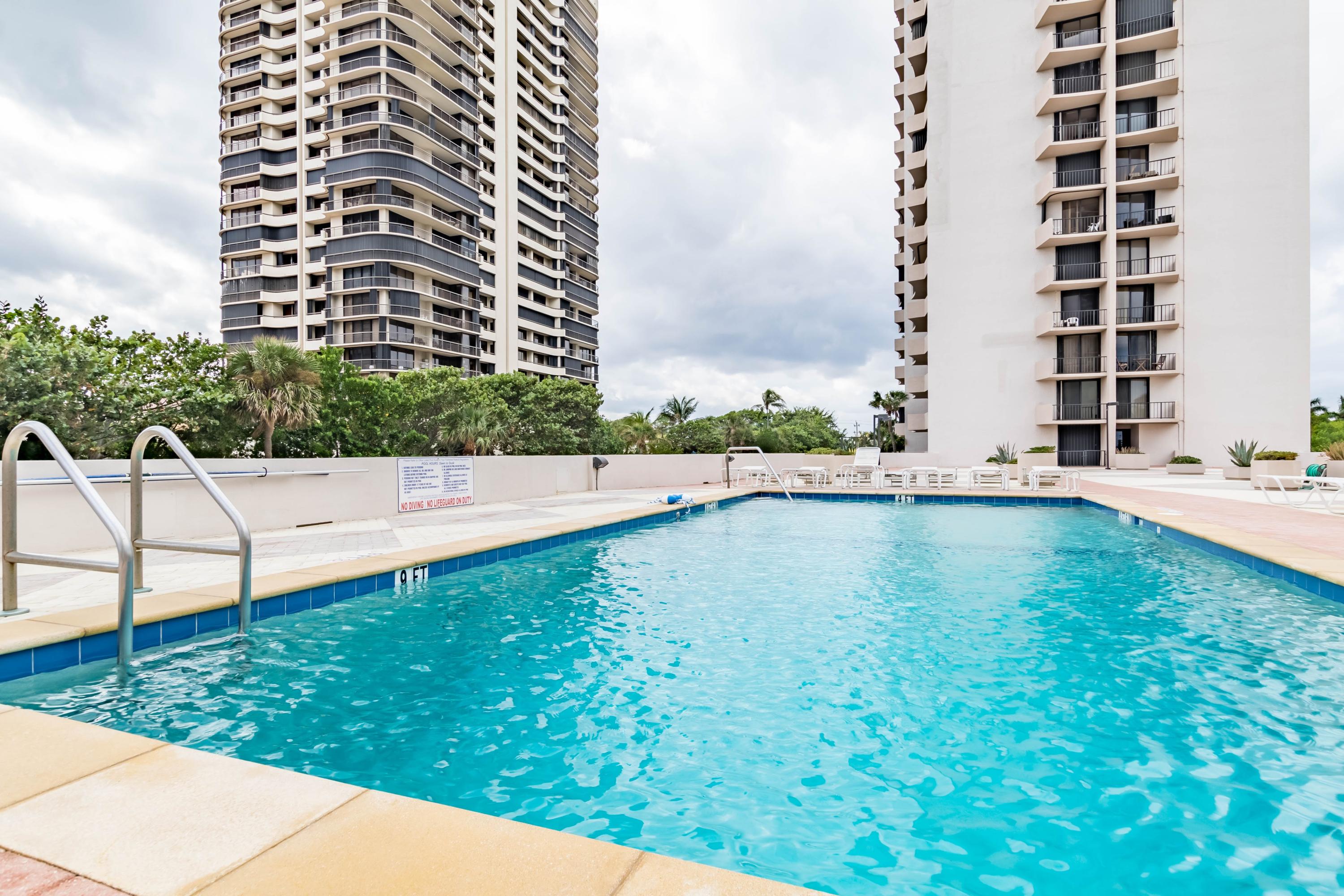4200 North Ocean Drive, Unit 2701 Riviera Beach, FL 33404 - Photo 28 of 30 4200 N Ocean Dr Apt 1-301-26