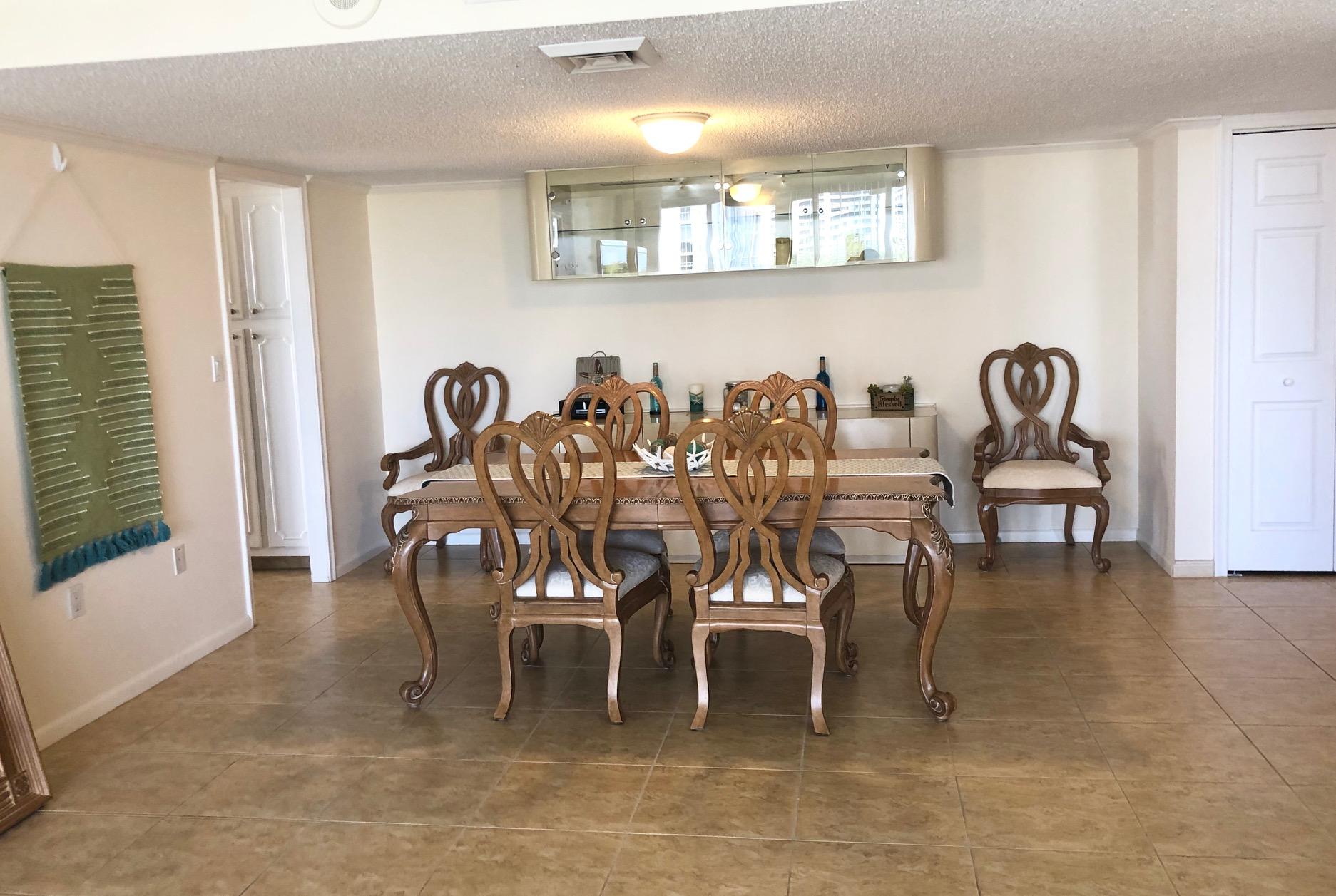 4200 North Ocean Drive, Unit 2701 Riviera Beach, FL 33404 - Photo 7 of 30 IMG_4098