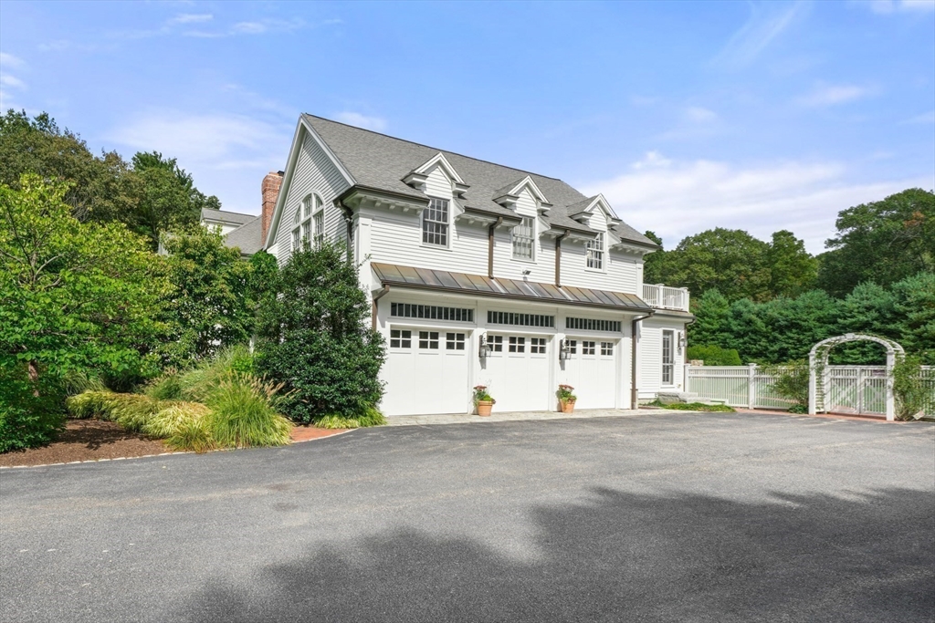 8 Hamlins Crossing East Dover, MA 02030 - Photo 5 of 42 a view of building with a street