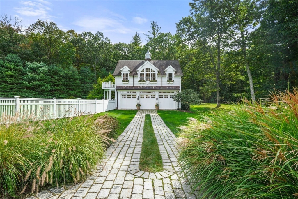 8 Hamlins Crossing East Dover, MA 02030 - Photo 6 of 42 a view of a back yard