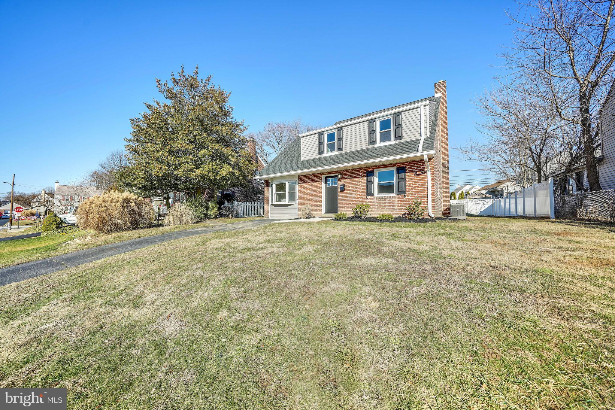 546 Stanbridge Road Morton, PA 19070 - Photo 2 of 27 Gallery Image 2