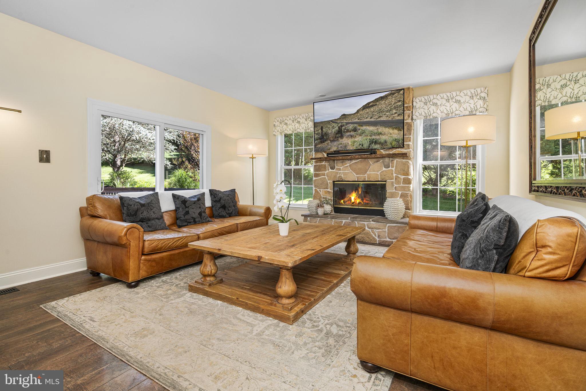 17 Highview Road Downingtown, PA 19335 - Photo 15 of 49 Floor to ceiling fireplace