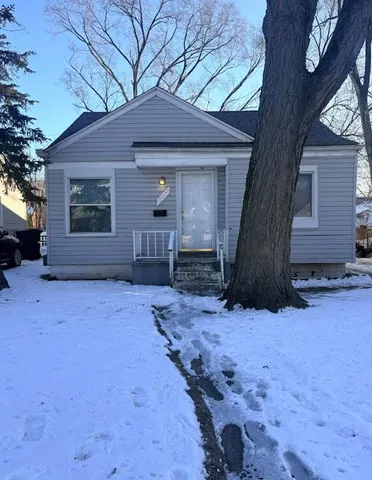$1,395 | 18428 Stahelin Avenue, Detroit, MI 48219