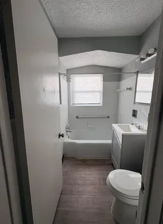 $1,300 | 18428 Stahelin Avenue, Detroit, MI 48219