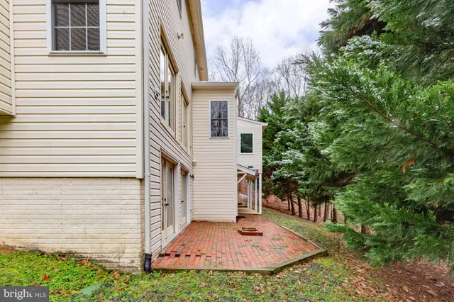 $625,000 | 1010 Roberts Court, Fredericksburg, VA 22401