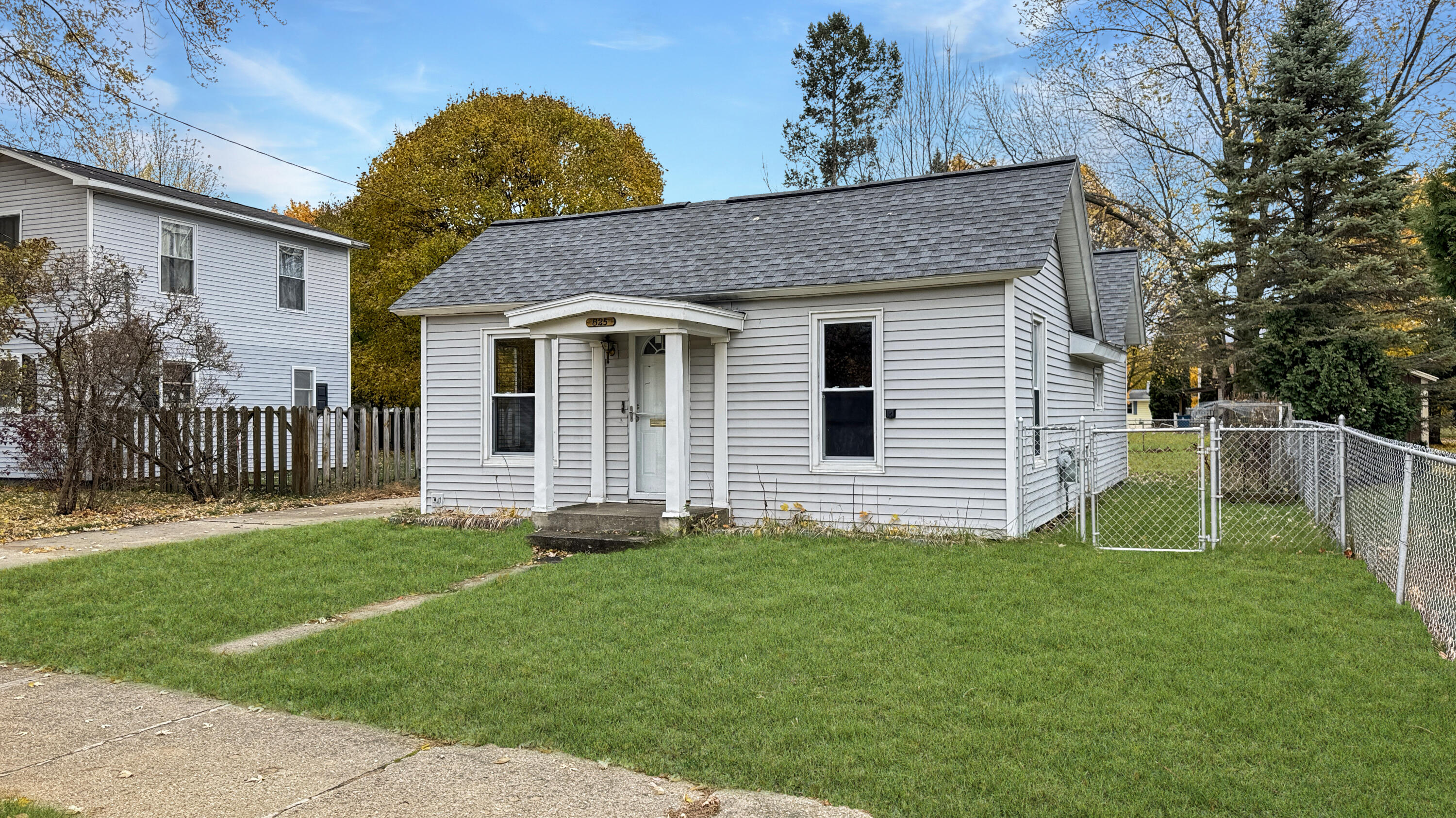 825 Walnut Street Cadillac, MI 49601 - Photo 2 of 32 Greg Bosscher (3)