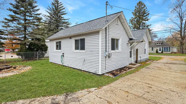 $154,900 | 825 Walnut Street, Cadillac, MI 49601