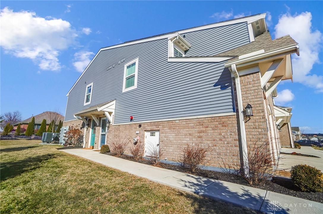 286 Old Pond Road Springboro, OH 45066 - Photo 3 of 35