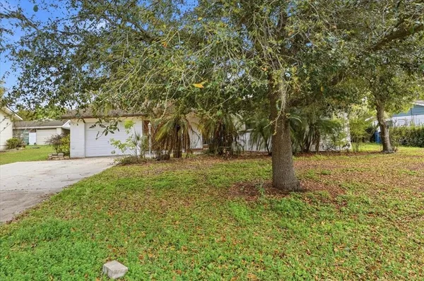 $255,000 | 4429 Pinebrooke Place, Dover, FL 33527