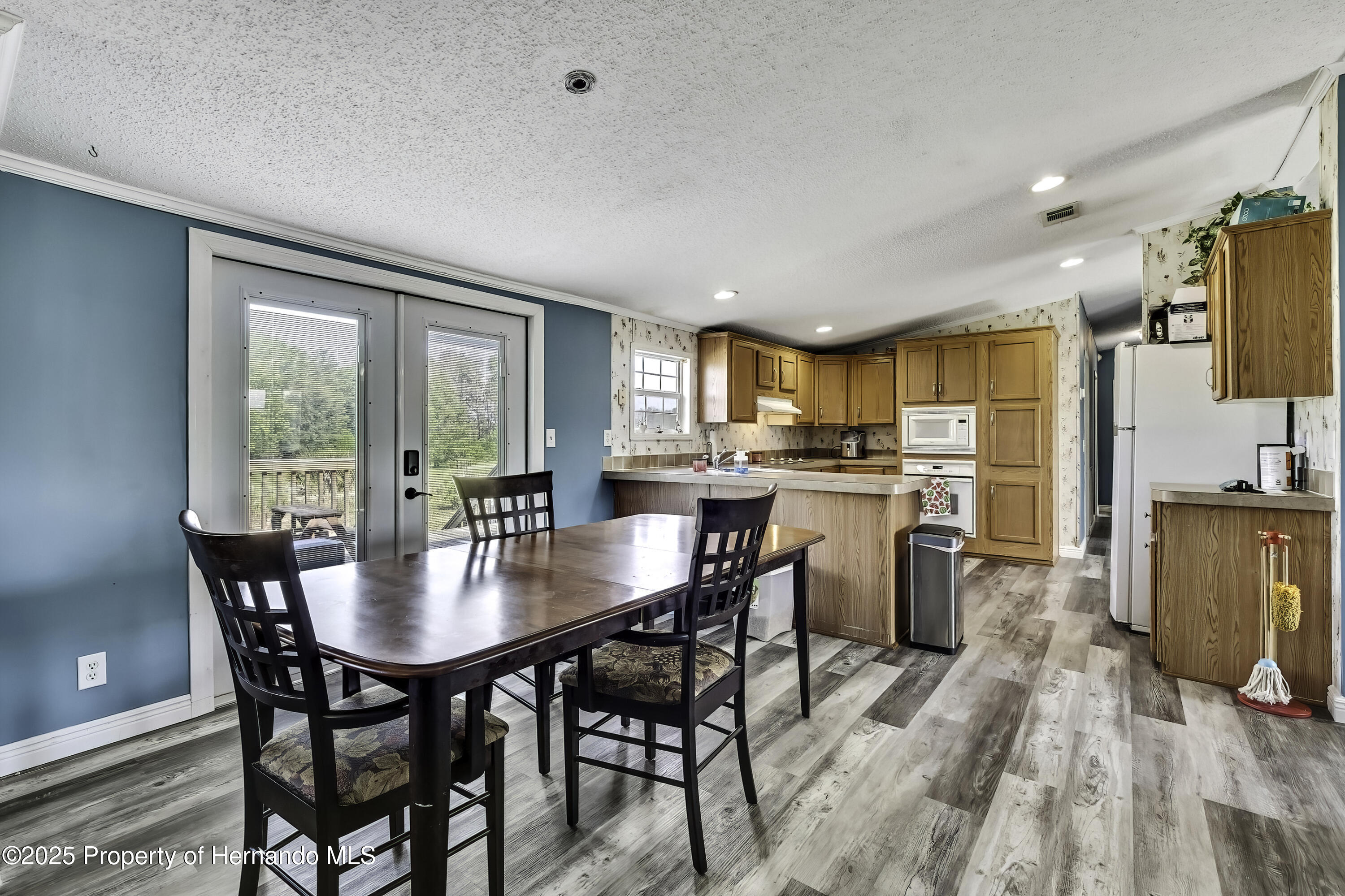 11089 Fulmar Road Weeki Wachee, FL 34614 - Photo 15 of 59 11089 Fulmar Rd (9 of 60)
