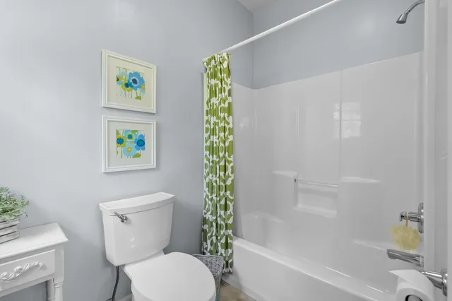 $955,000 | 332 Blarney Lane, Plainwell, MI 49080