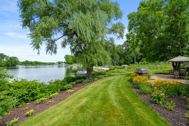 $955,000 | 332 Blarney Lane, Plainwell, MI 49080