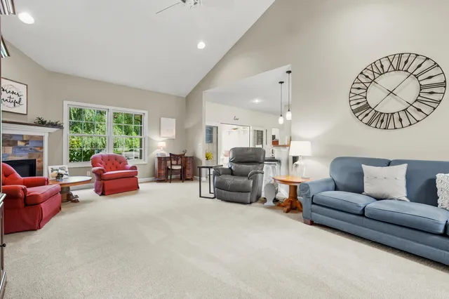 $955,000 | 332 Blarney Lane, Plainwell, MI 49080