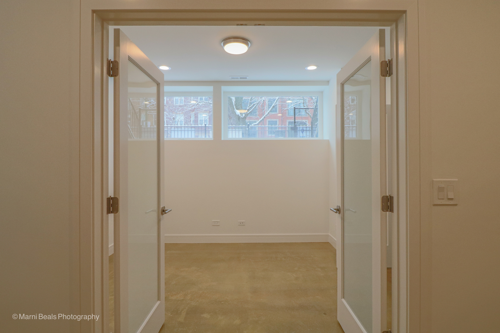 6123 South Ellis Avenue Chicago, IL 60637 - Photo 23 of 31 a view of an empty room