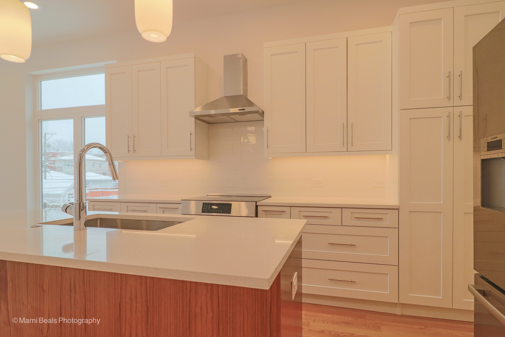 6123 South Ellis Avenue Chicago, IL 60637 - Photo 7 of 31 a close view of sink and tap