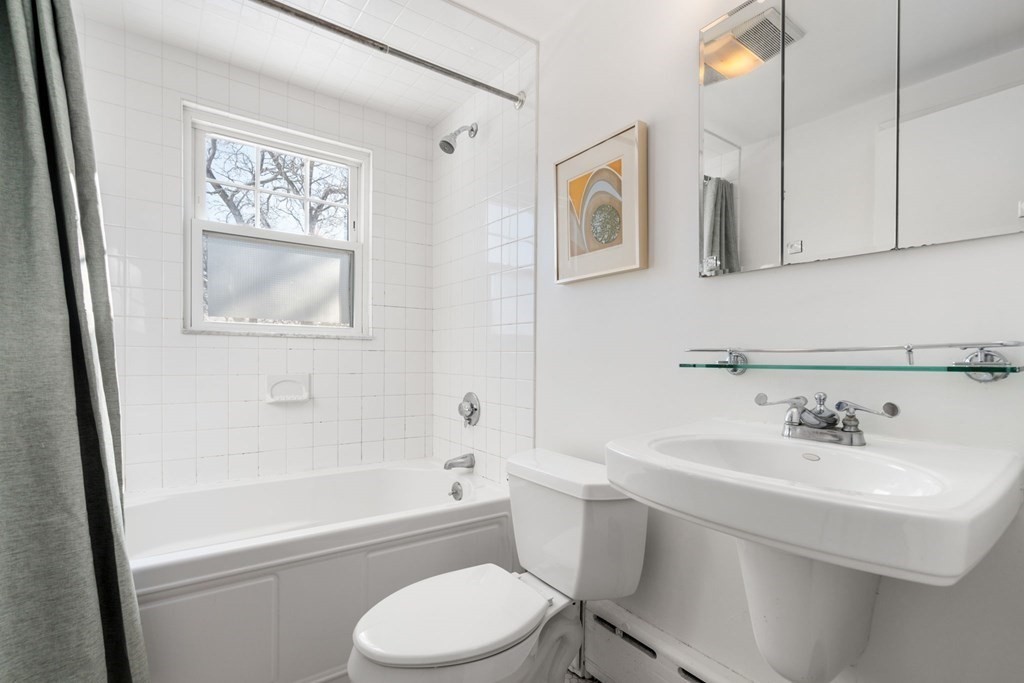 20 Windham Road Boston, MA 02136 - Photo 10 of 21 Gallery Image 10