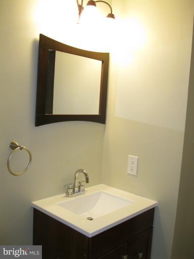 9670 Baron Place, Unit 9670 Rosedale, MD 21237 - Photo 2 of 24 Bath