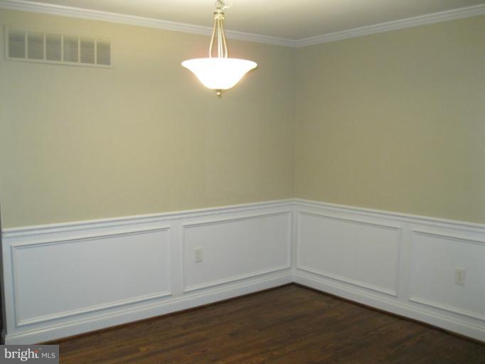 9670 Baron Place, Unit 9670 Rosedale, MD 21237 - Photo 4 of 24 Dining Room