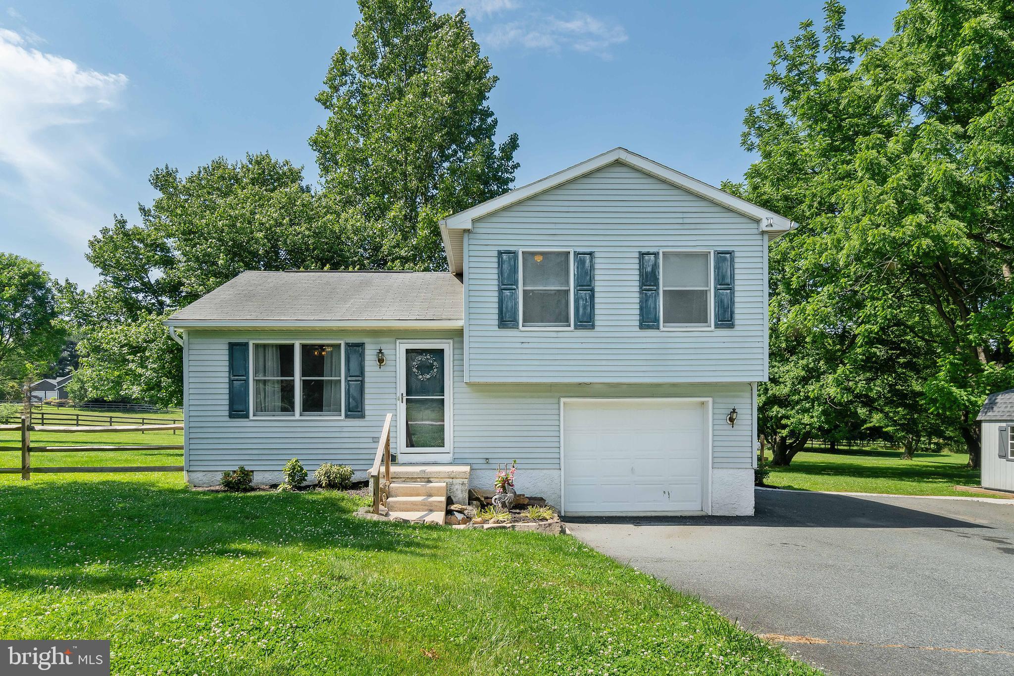 190 Kirks Mill Road Nottingham, PA 19362 - Photo 2 of 20 Cozy split level with garage & large lot