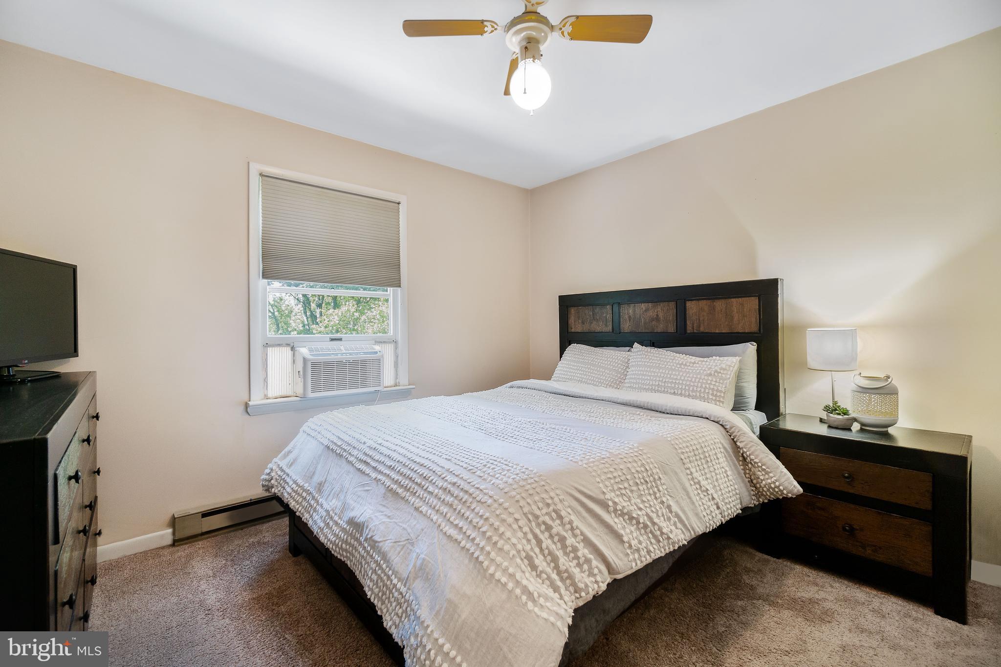 190 Kirks Mill Road Nottingham, PA 19362 - Photo 8 of 20 Bedroom #1 (upper level)