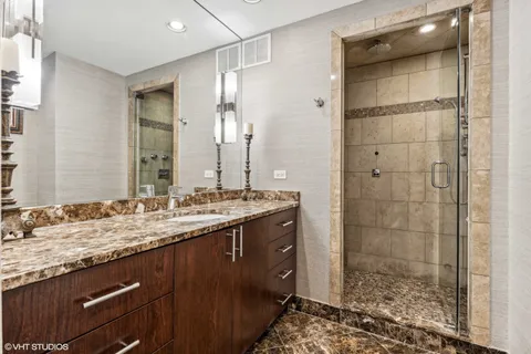 $899,000 | 1040 North Lake Shore Drive, Unit 26B, Chicago, IL 60611